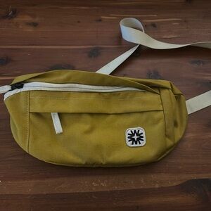 Walker Family Goods Louie Sling